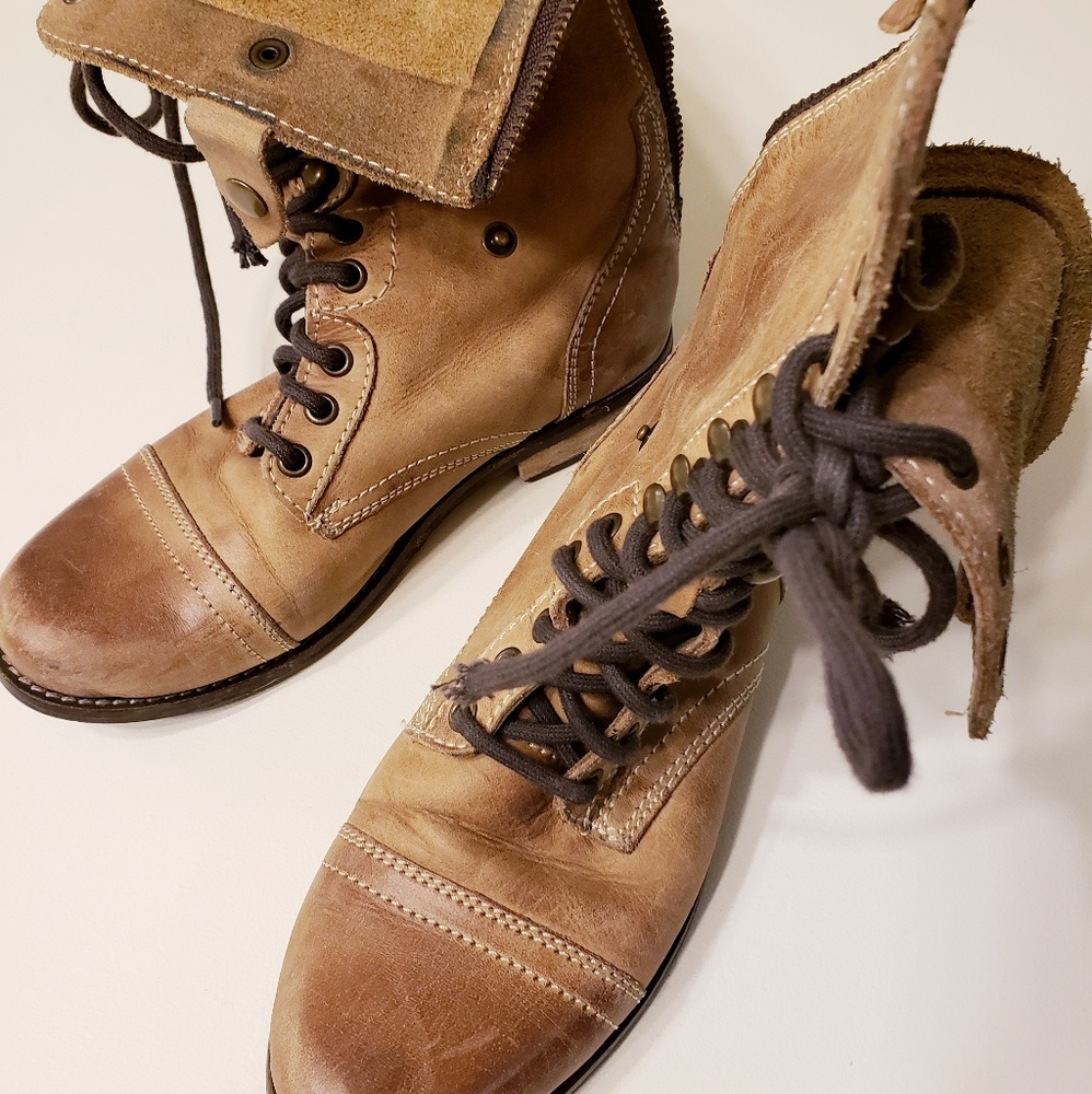 Leather combat boots size 7.